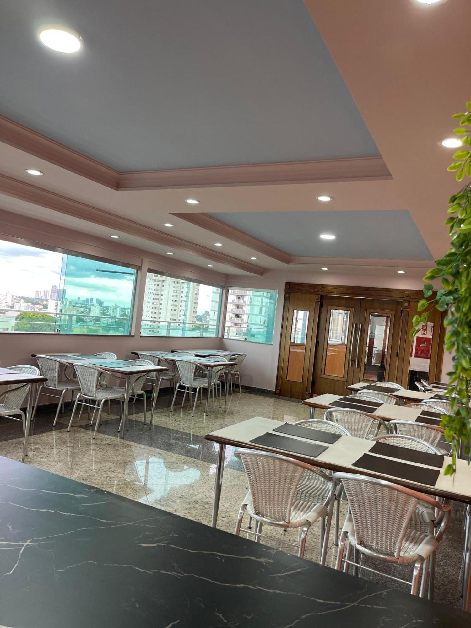 Abbas Hotel Uberlândia Екстериор снимка